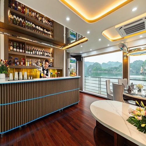 Du thuyền Hercules Cruise