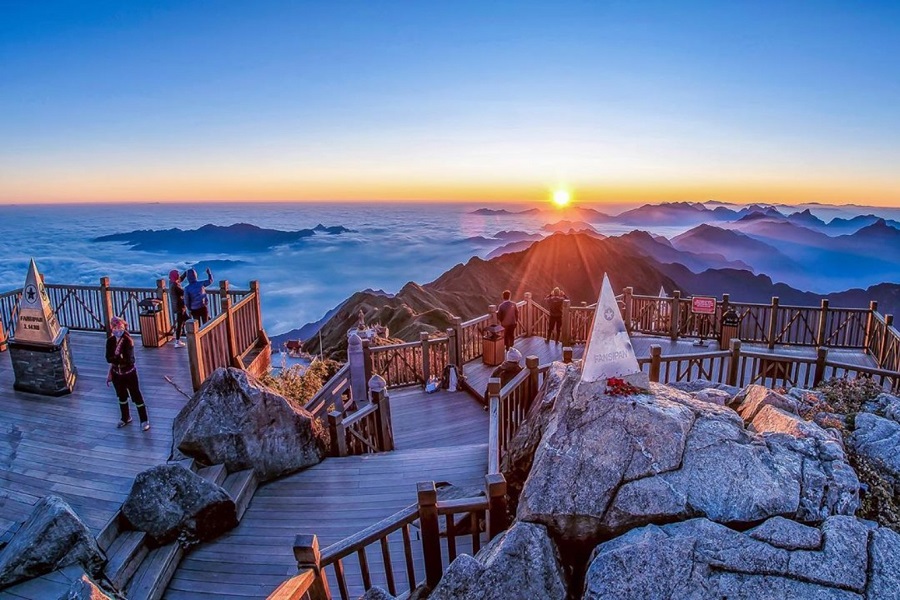 Tour Sa Pa – Lai Châu – Điện Biên – Mộc Châu – Mai Châu (3N3Đ)