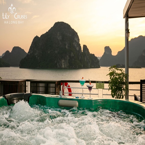 Du thuyền Lily Cruise 4 sao