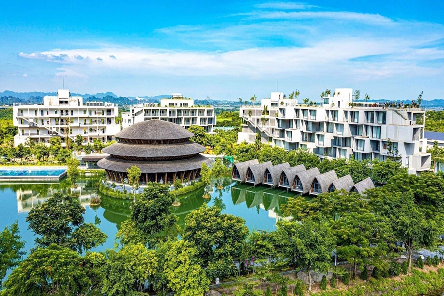 Tour Ninh Bình: Vedana Resort tắm khoáng nóng từ Hà Nội