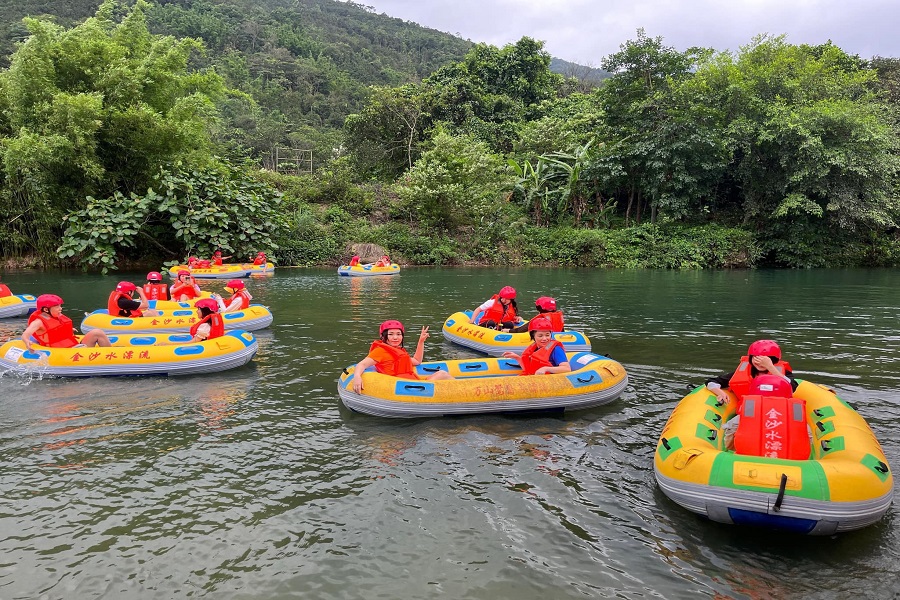 Tour Hà Nội – Móng Cái – Đông Hưng – Biển Vạn Vĩ – Trúc Sơn Cổ Trấn – Trượt thác Kim Sa Thủy (3N2Đ)