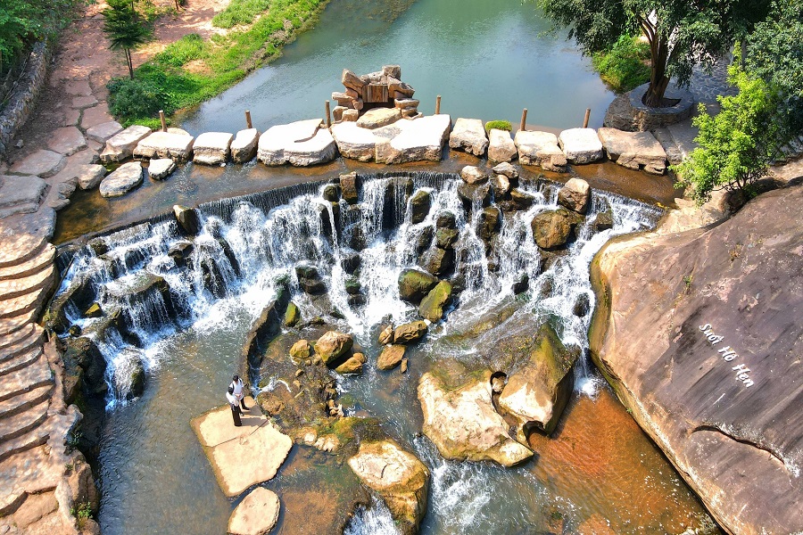 Tour Mai Châu –  Cầu Kính Bạch Long (2N1Đ)