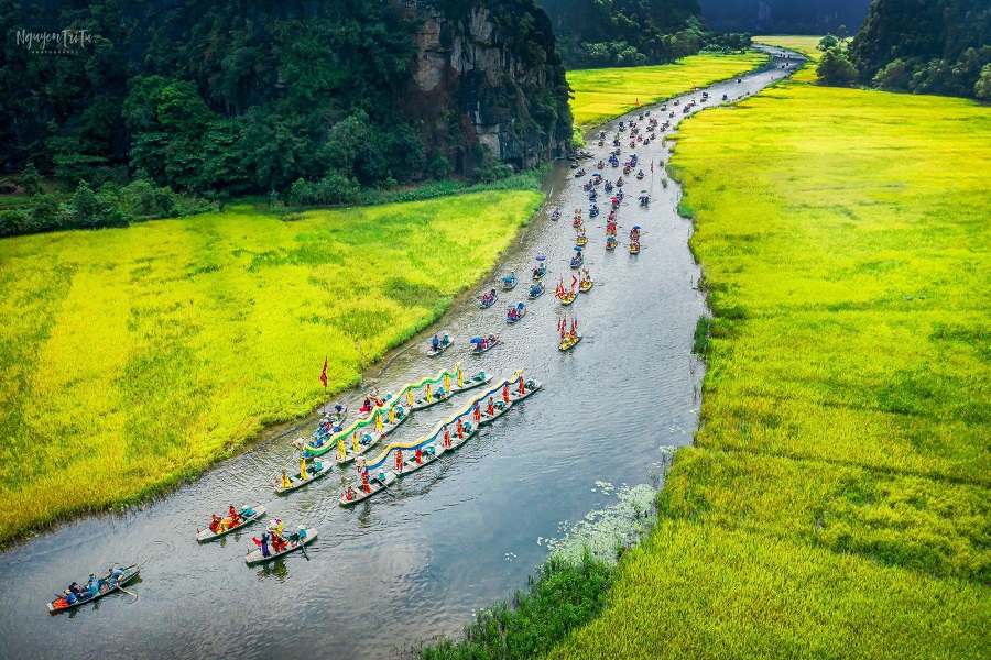 Cố Đô Hoa Lư – Tam Cốc – Hang Múa (1 ngày)