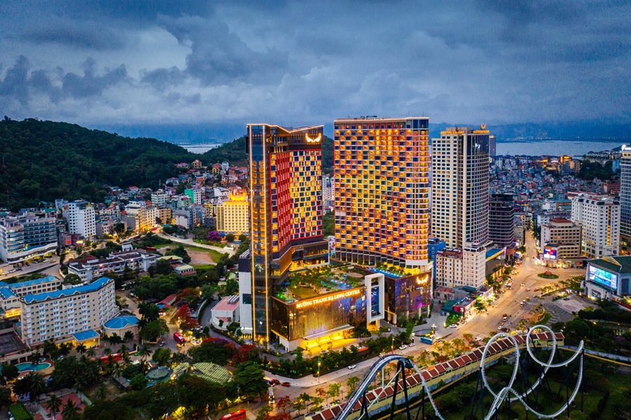 Combo Khách sạn Mường Thanh Luxury 5 sao + Du thuyền Luna Cruise 5 sao