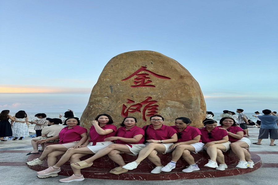 Tour Hà Nội – Móng Cái – Đông Hưng – Biển Vạn Vĩ – Trúc Sơn Cổ Trấn – Trượt thác Kim Sa Thủy (3N2Đ)