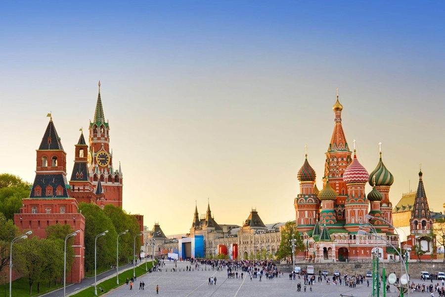 Tour Nga: Hà Nội – Matxcova – St. Petersburg – Dubai (9N8Đ)
