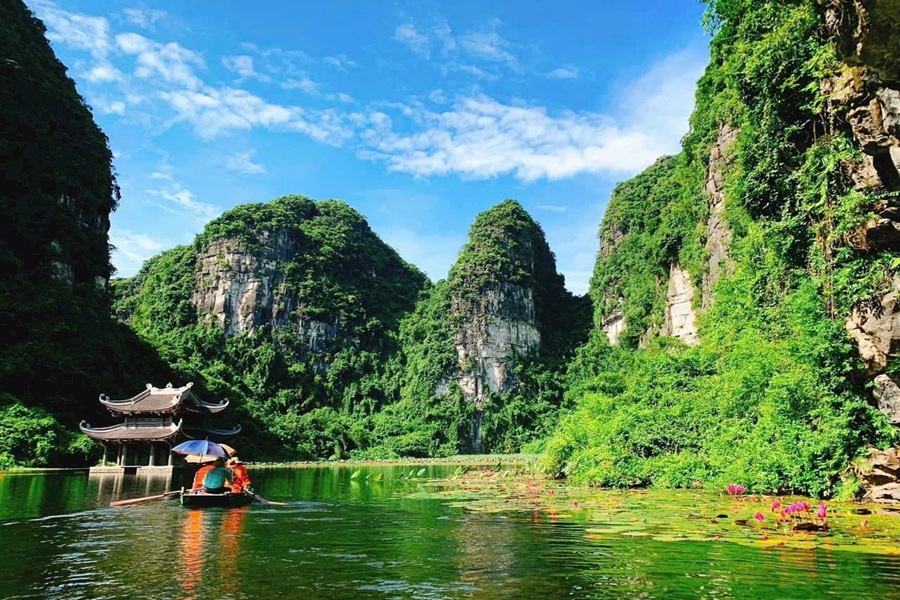 Tour Ninh Bình: Hoa Lư - Tam Cốc - Hang Múa từ Hà Nội