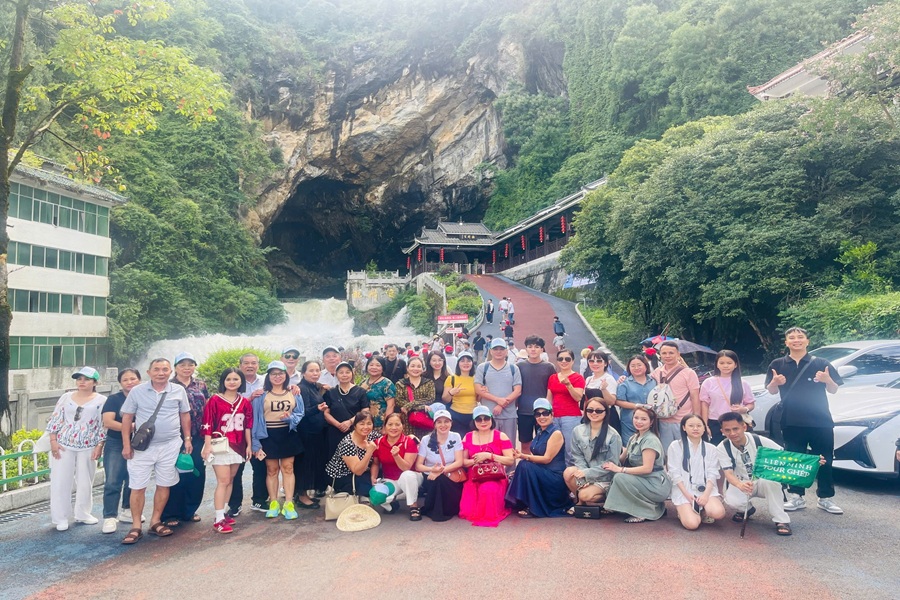 Tour Hà Nội – Ân Thi – Phượng Hoàng cổ trấn – Trương Gia Giới (6N5Đ)