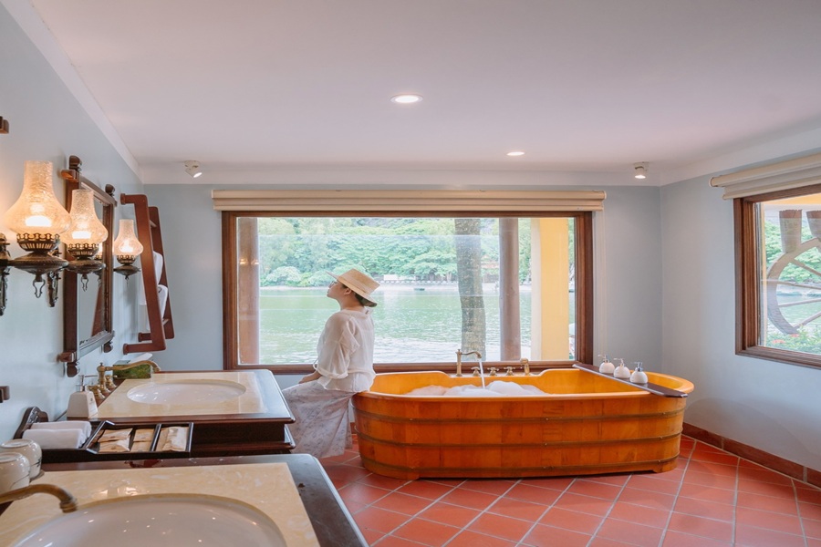 Combo Emeralda Tam Cốc 2 ngày 1 đêm