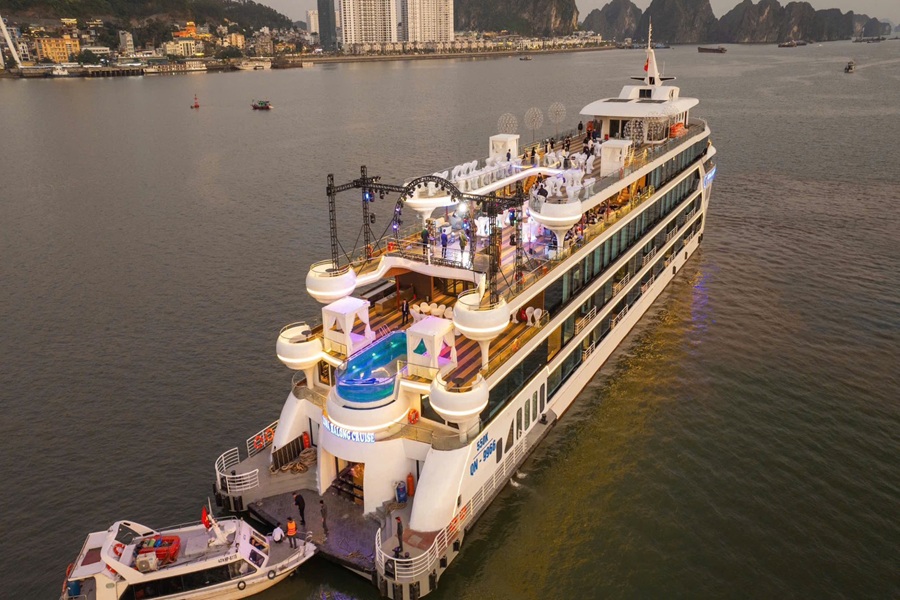 Combo Khách sạn Mường Thanh Luxury 5 sao + Du thuyền Luna Cruise 5 sao