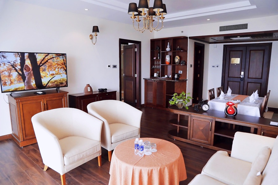 Du thuyền Sea Octopus 5 sao + Khách sạn 4 sao Bãi Cháy