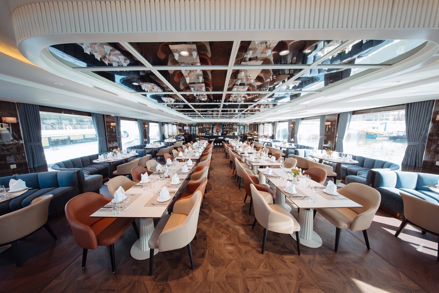 Combo Du thuyền Saquila Yacht + Khách sạn À La Carte Hạ Long