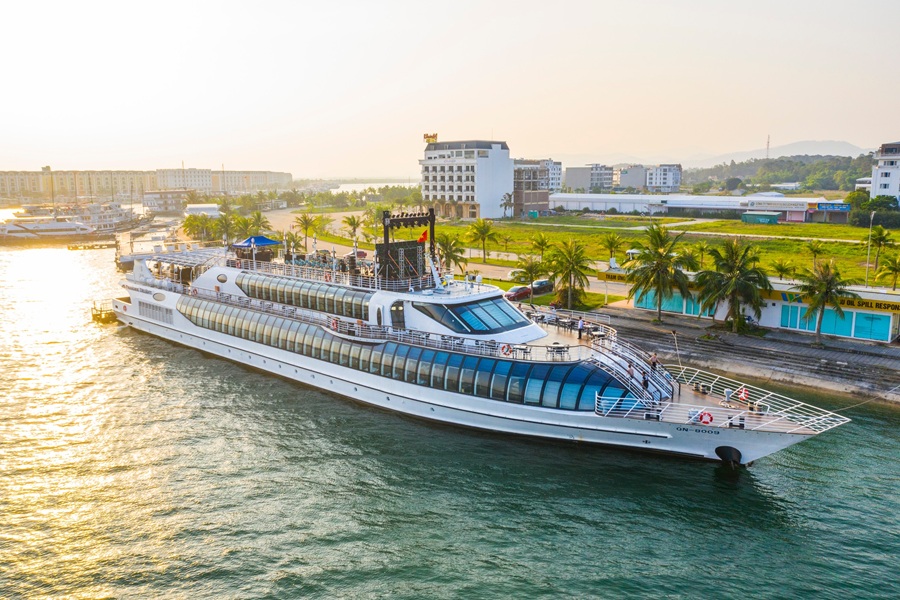 Combo Khách sạn Paradise Suites Hạ Long + Du thuyền Paradise Delight Cruise