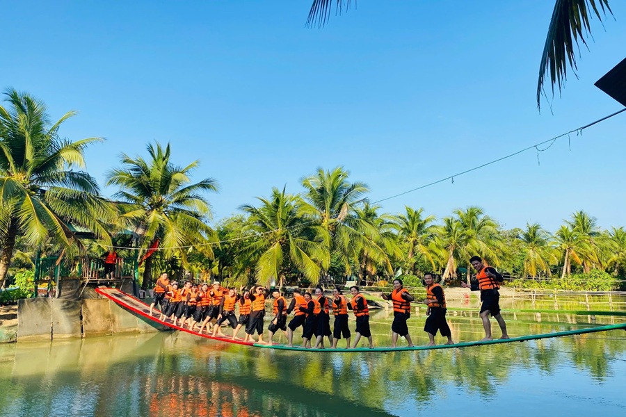 DU LỊCH KẾT HỢP TEAMBUILDING GẮN KẾT