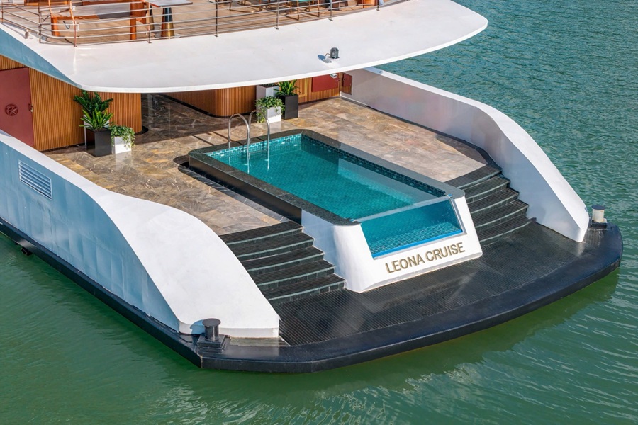 Combo Du thuyền Leona + Khách sạn Radisson Blu Hạ Long