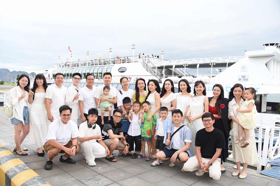 Combo Khách sạn Paradise Suites Hạ Long + Du thuyền Paradise Delight Cruise