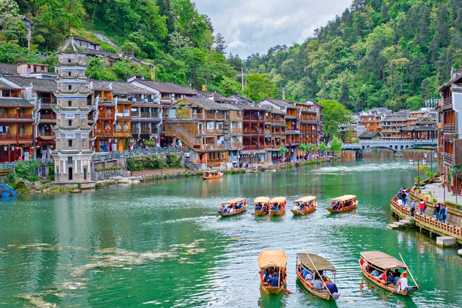 Tour Hà Nội - Ân Thi - Phượng Hoàng Cổ Trấn - Trương Gia Giới (5N4Đ)