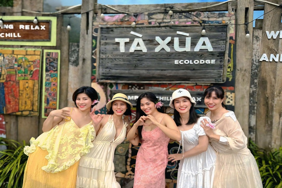 HÀ NỘI - SỐNG LƯNG KHỦNG LONG - MỎM CÁ HEO - TÀ XÙA ECOLODGE 2N1Đ