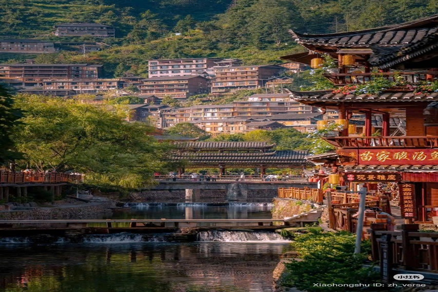 Tour Quý Dương - Tiểu Thất Khổng - Miêu Trại - Trấn Viễn (5N4Đ)