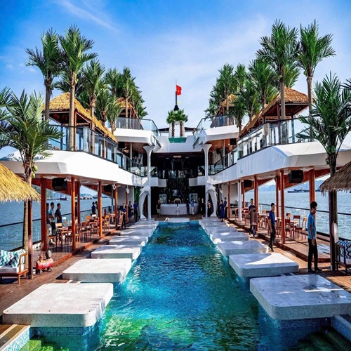 Siêu Du Thuyền Trong Ngày Dolphin Halong 6 sao ( Tour trong ngày)