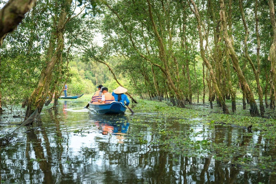 HÀ NỘI – CẦN THƠ – SÓC TRĂNG – BẠC LIÊU CÀ MAU – ĐẤT MŨI – TIỀN GIANG – BẾN TRE -TÂY NINH – SÀI GÒN (5N4Đ)