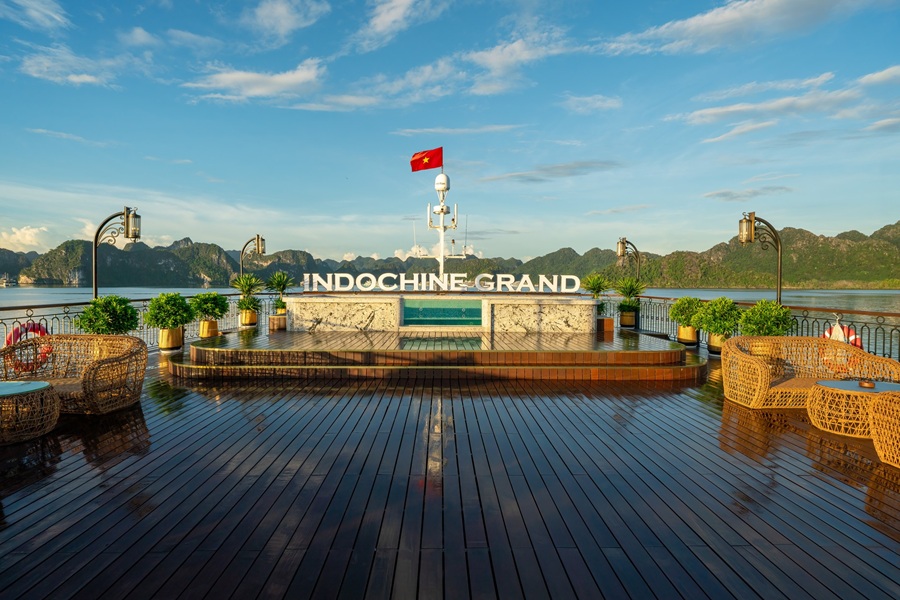 Thuê trọn Du thuyền ngủ đêm Indochine Grand