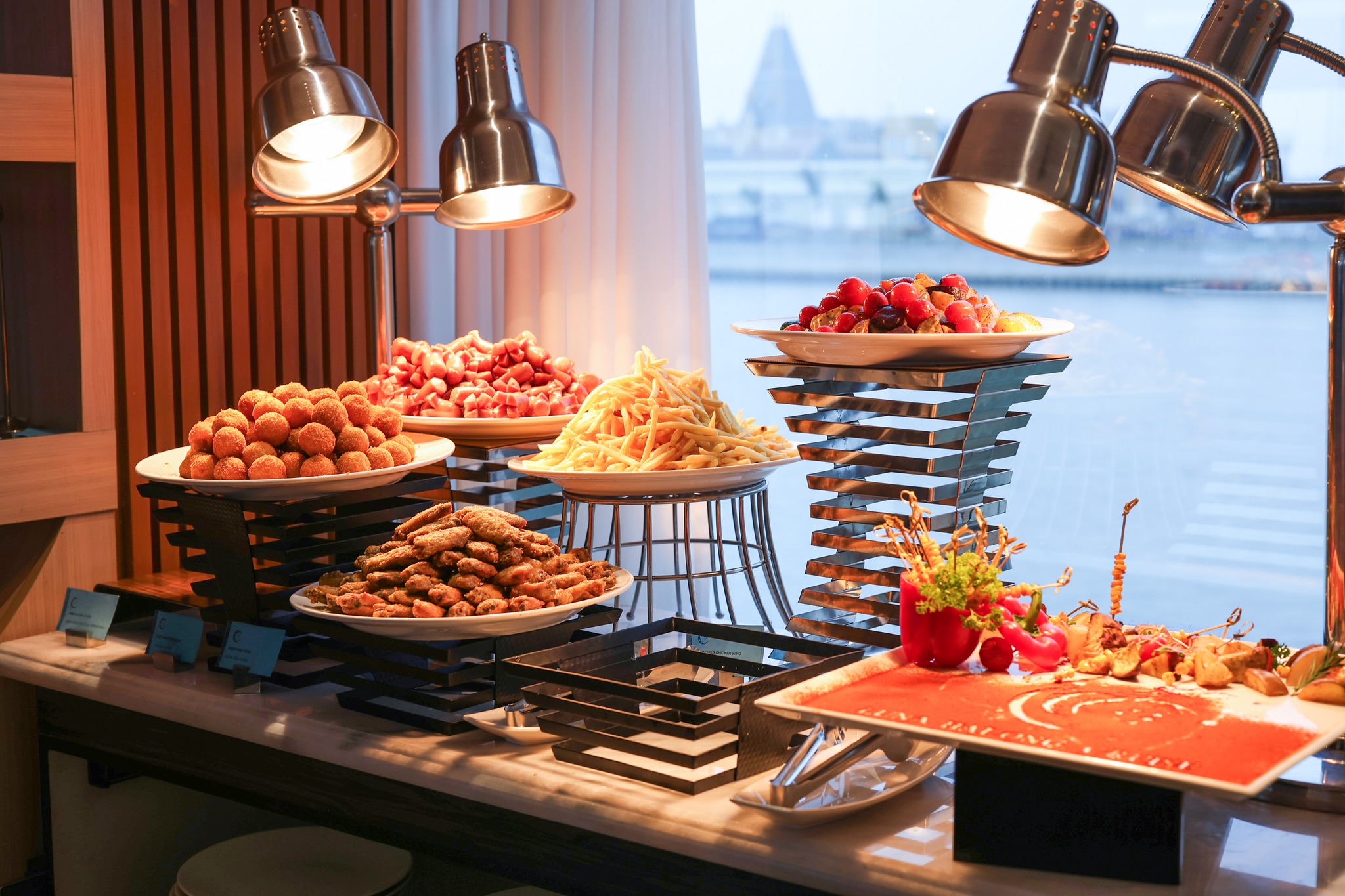 Combo Du thuyền Luna + Khách sạn InterContinental Hạ Long