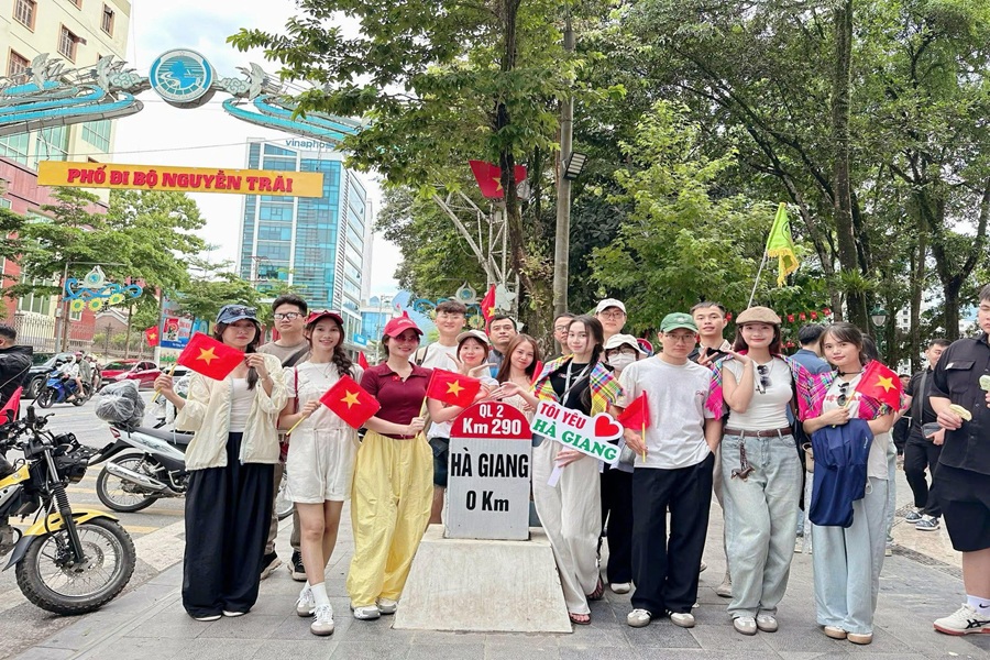 Tour Hà Giang - Cát Bà 4 ngày 5 đêm khởi hành từ Hà Nội