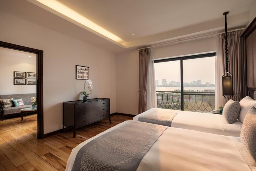 Khách sạn Elegant Suites Westlake Hà Nội