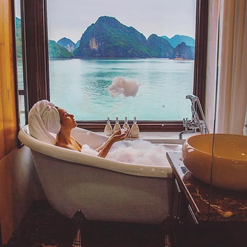 Du thuyền V'Spirit Premier Cruise