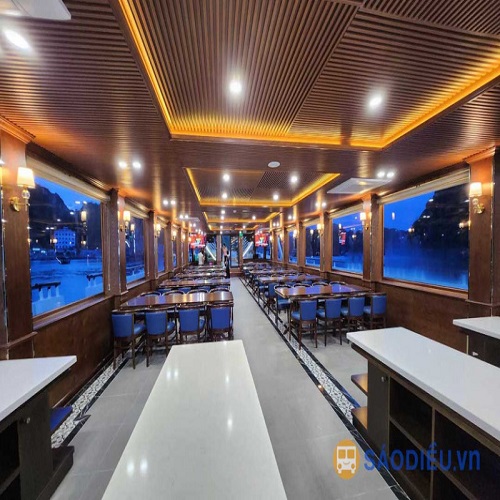 Tàu sắt 3 tầng Dream Cát Bà (99 khách)