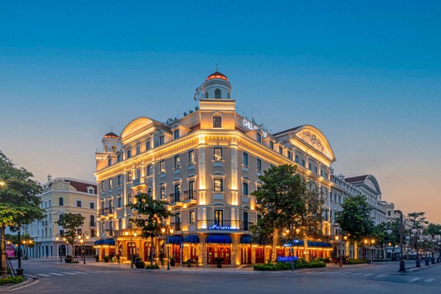 Combo Grand Fleuve Hạ Long Hotel (4*) 2N1Đ + Du thuyền Luna (5*)