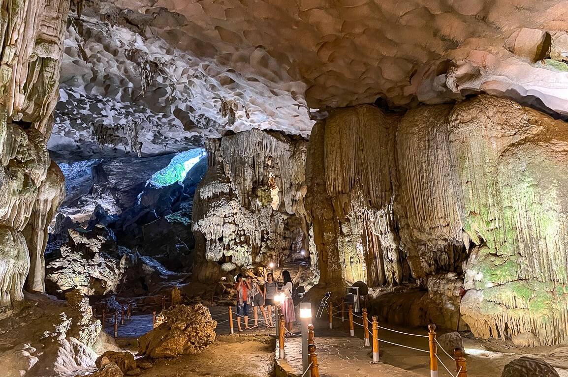 Khám phá Vịnh Hạ Long (3N2Đ)
