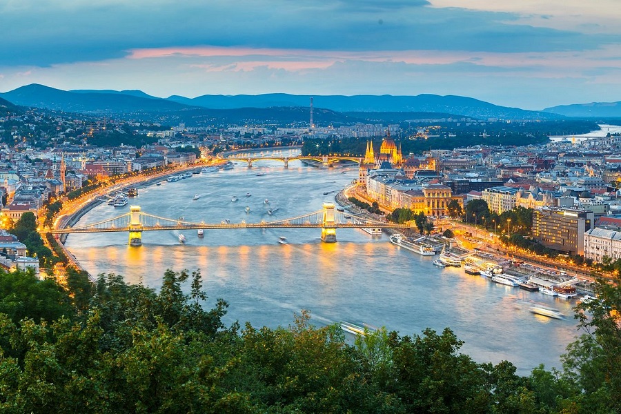 Hành trình khám phá Đông Âu: Séc – Áo – Slovakia – Hungary (10N9Đ)