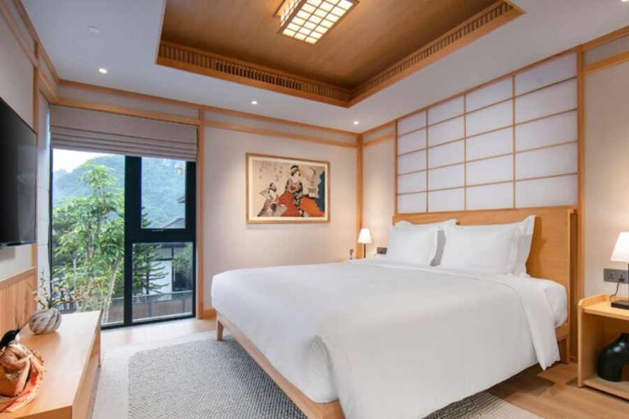 Combo Hạ Long 2N1Đ (Yoko Quang Hanh 5* + Tắm Khoáng Onsen)