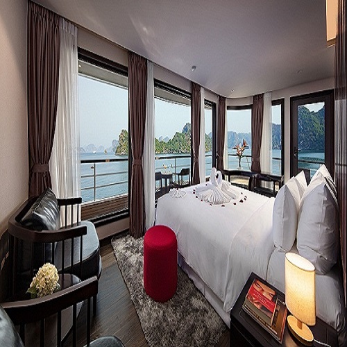 Du thuyền Scarlet Pearl Cruise