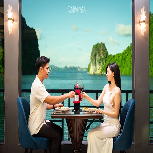 Tàu sắt 3 tầng Carnival Cruise
