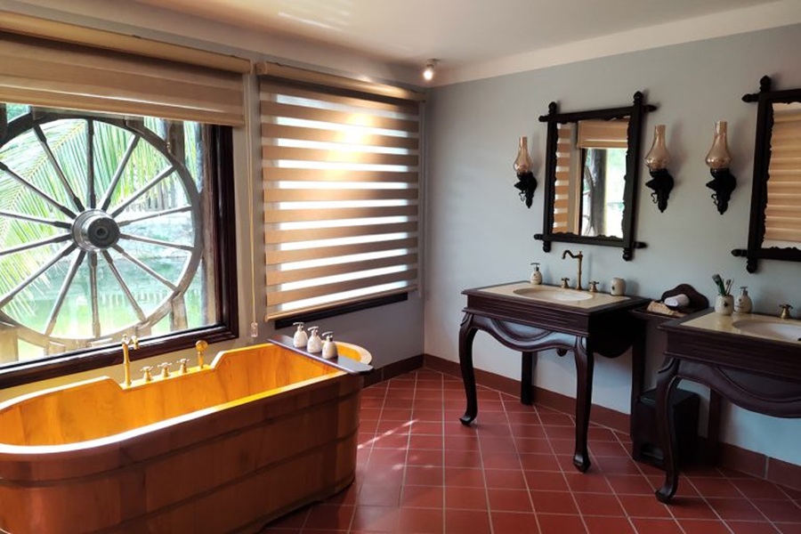 Combo Emeralda Tam Cốc (5*) 2N1Đ + Xe Limousine Hà Nội – Ninh Bình