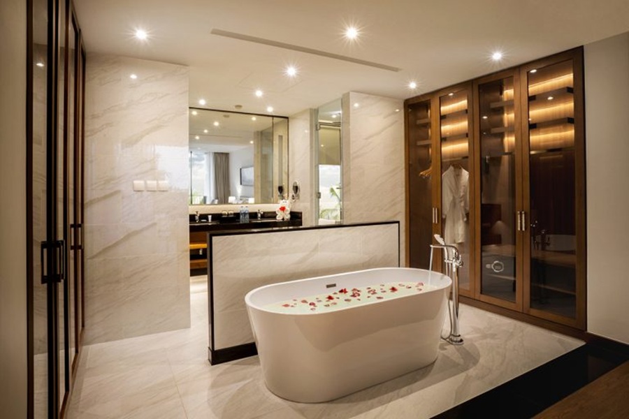 Combo Hạ Long 2N1Đ (Villa Oakwood Resort 5*) + Vé Vui Chơi Sun World