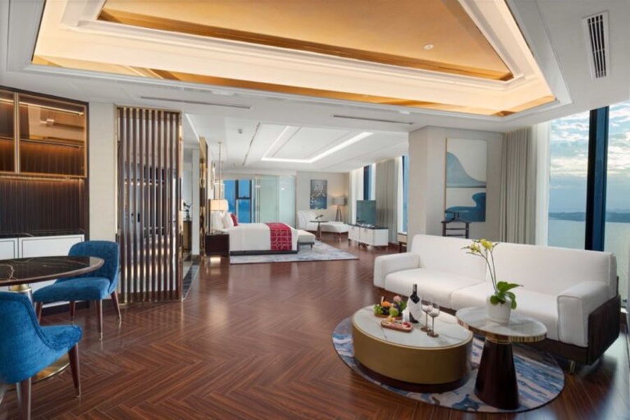 Combo Sea Stars Hạ Long Hotel (5*) 2N1Đ + Du thuyền Luna (5*)