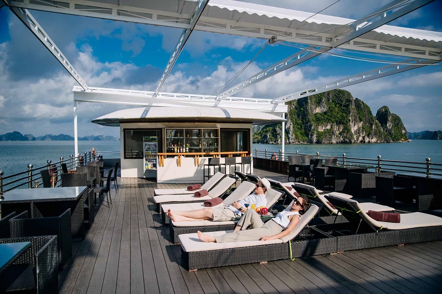 Combo du thuyền Athena 5* + Khách sạn Luxury Mường Thanh (3N2Đ)