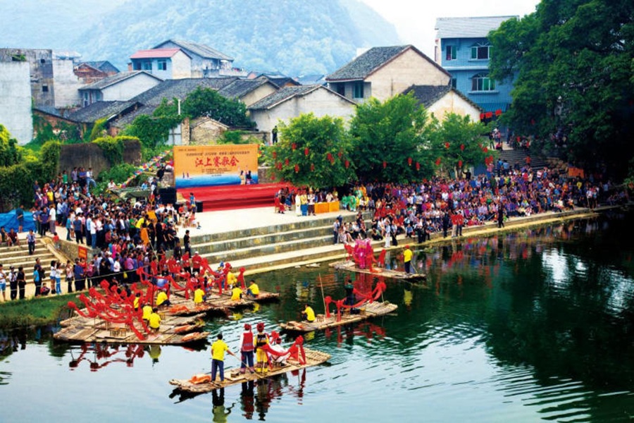 Tour Đông Hưng – Thái Bình cổ trấn – Nam Ninh – Liễu Châu (4N3Đ)