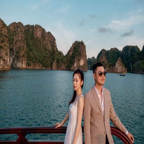Du Thuyền 5 sao Emperor Cruise Hạ Long