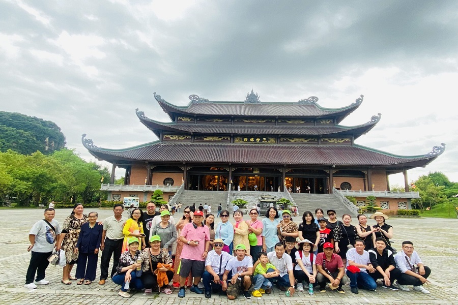 Hoa Lư - Tam Cốc - Bái Đính - Tràng An (2N1Đ)