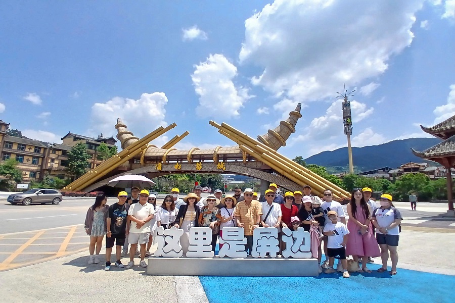 Tour Hà Khẩu - Bình Biên - Mông Tự - Kiến Thủy - Di Lặc (3N3Đ)