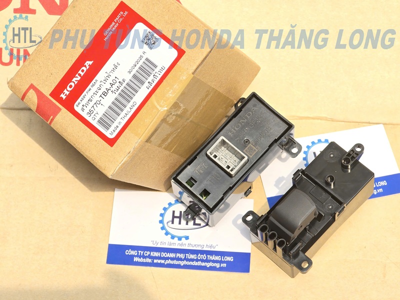 Công tắc lên xuống kính Honda Civic 2016 - 2021