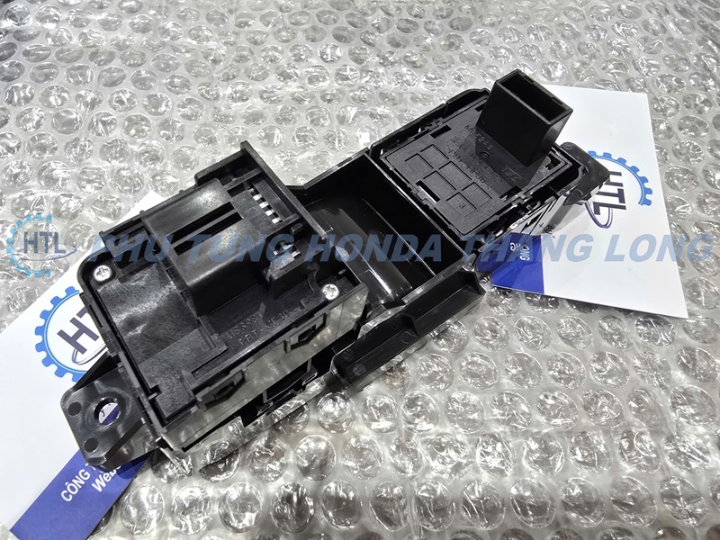 Công tắc phanh tay Honda HRV 2022 - 2024