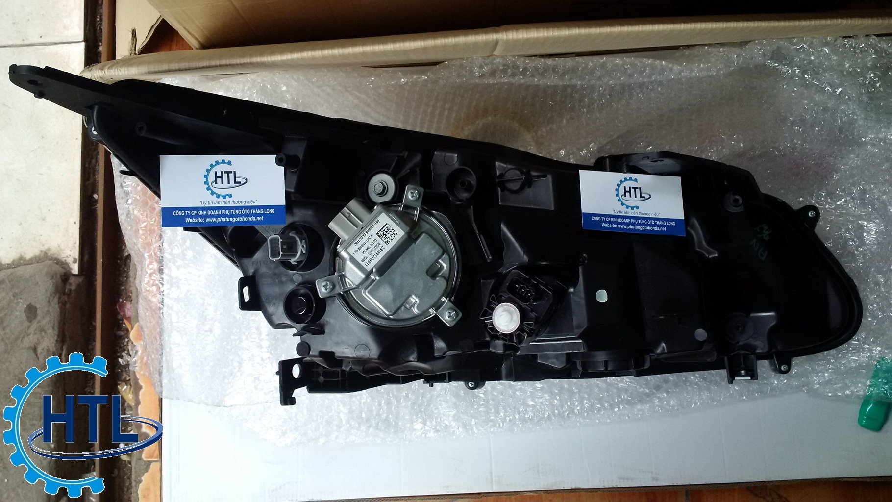 Đèn pha Accord 2017