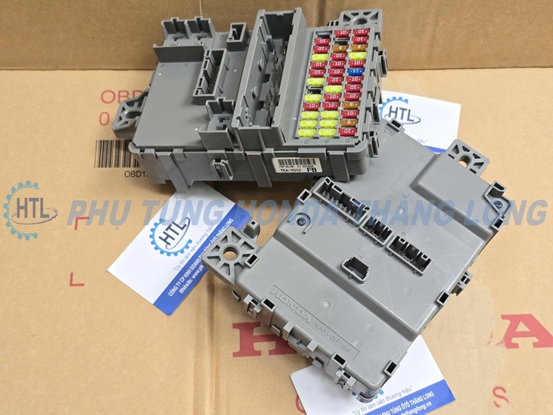 Hộp cầu chì trong xe Honda Civic 2016 - 2020