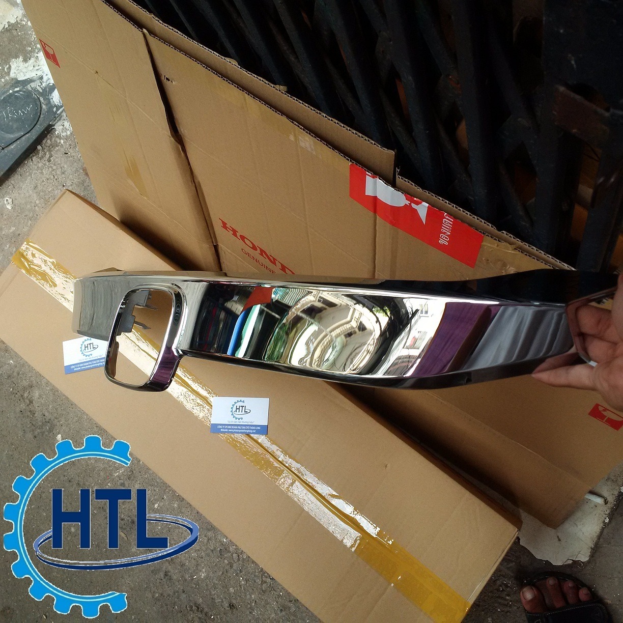 Mặt mạ ca lăng Civic 2016 - 2020